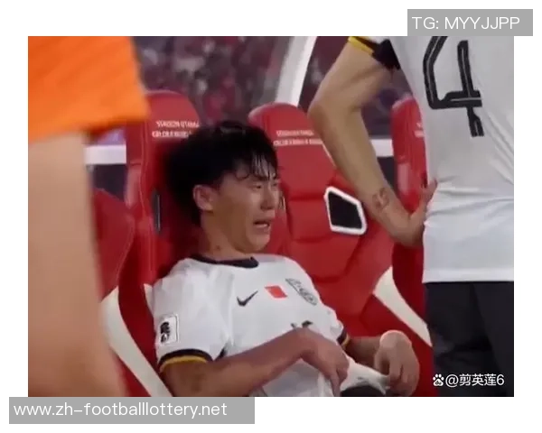 足球明星遭遇意外事件教师误打头部引发广泛关注与讨论